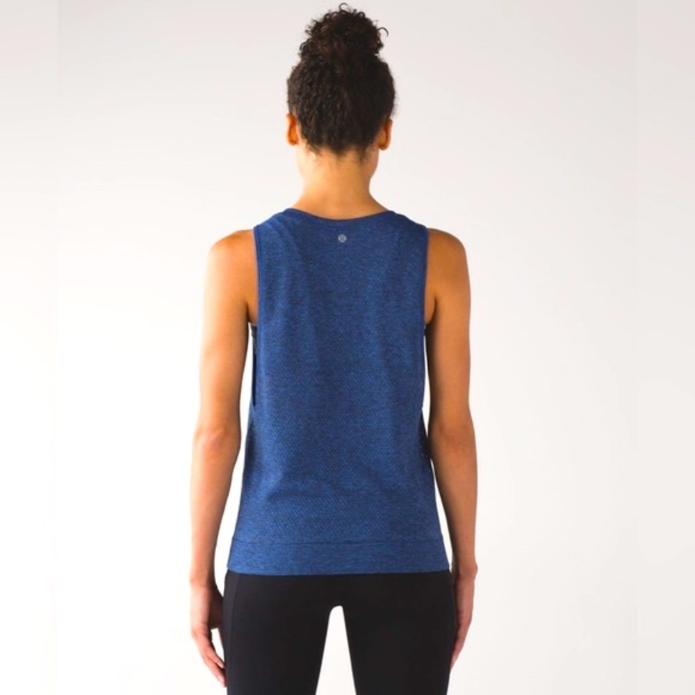 Lululemon Breeze By Muscle Tank in Cerulean Blue Size Small